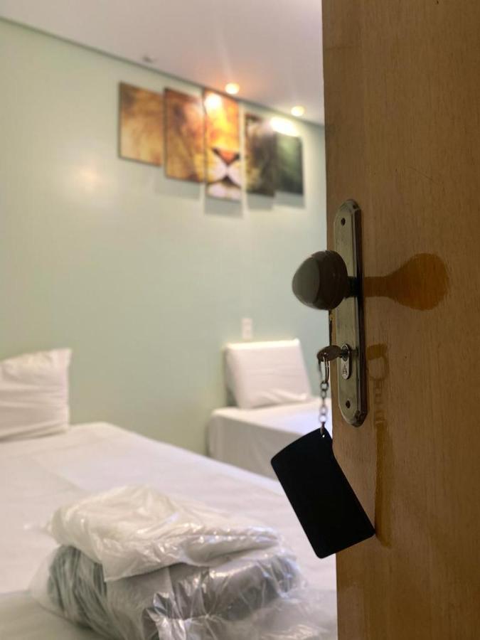 Hotel Mendes Azevedo Гояния Екстериор снимка