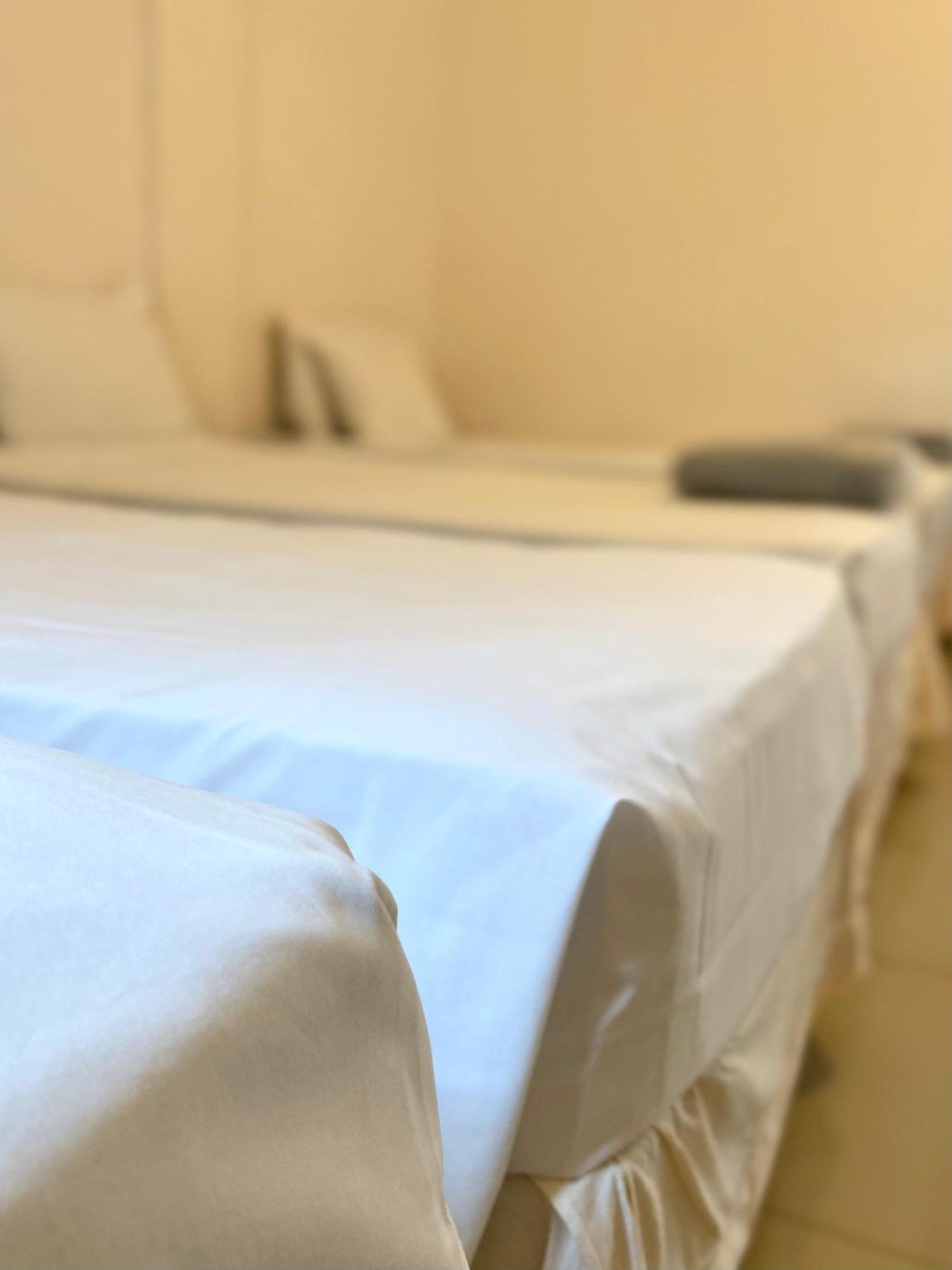Hotel Mendes Azevedo Гояния Екстериор снимка