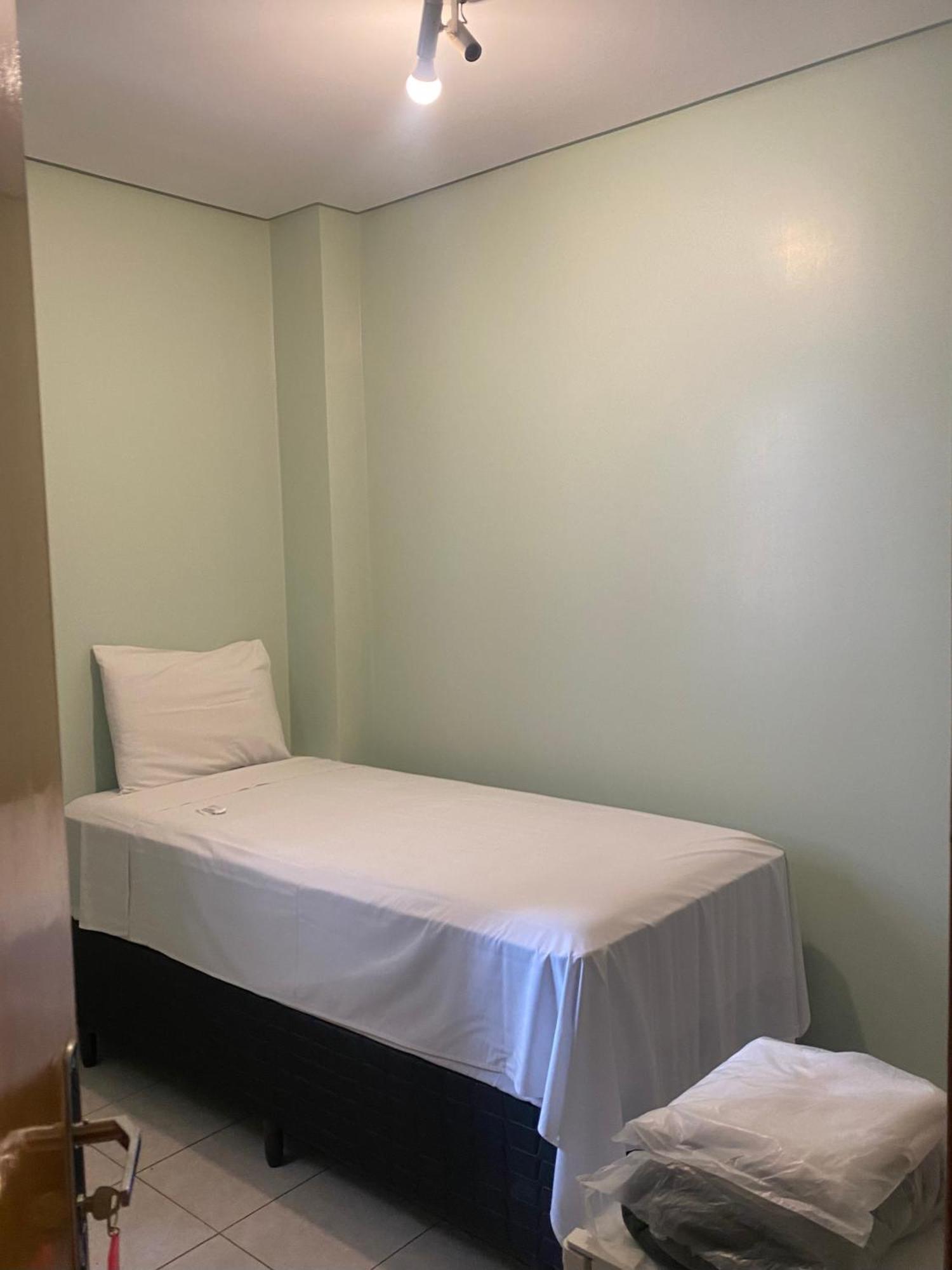 Hotel Mendes Azevedo Гояния Екстериор снимка